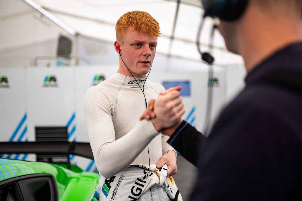 Alexander Hartvig klar til teknisk krævende debut i Porsche Sixt Carrera Cup Deutschland.
(Foto: Alexander Hartvig Racing)